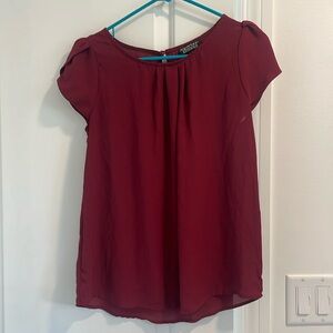 Burgundy short sleeve blouse with button back tulip sleeves size small